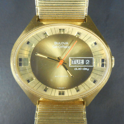 Vintage Mid Century Stadium Bulova Automatic Watch Set-O-Matic, Day Date Gold