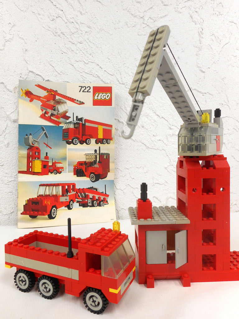 Vintage 1980 Lego Tower Crane & Truck from Playset #722, Complete Build, Crane Swivels, Articulated, With Manual