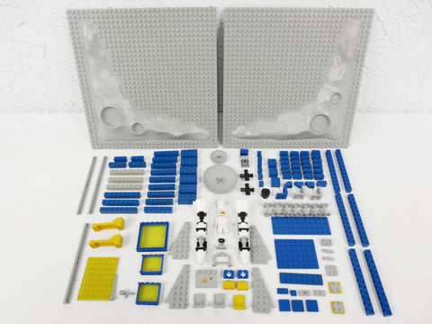 Vintage 1980 Lego Legoland Space Beta I Command Base 6970, 150+ Original Pieces Lot, Gray Blue Yellow and White